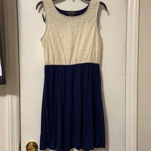 White and navy blue dress size 16